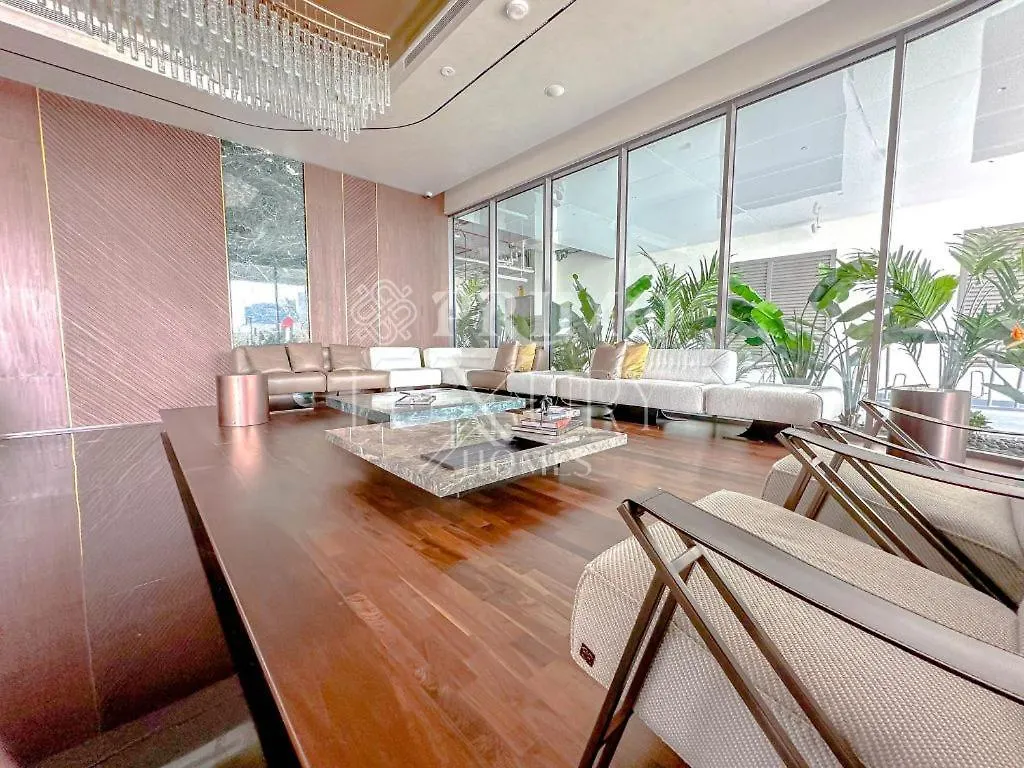 Luxurious Furnished 1-Bed Apartment In Marasi Drive