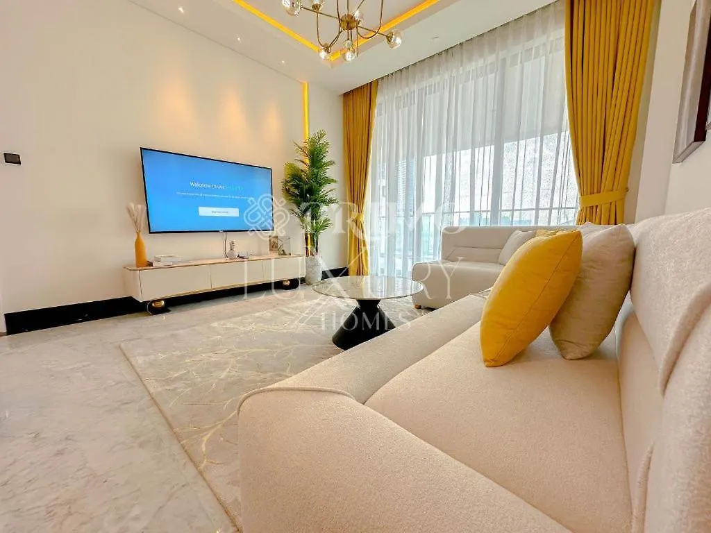 Luxurious Furnished 1-Bed Apartment In Marasi Drive