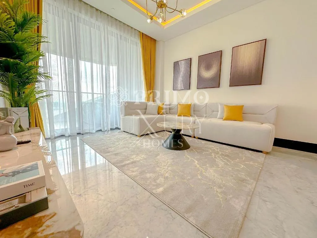 Luxurious Furnished 1-Bed Apartment In Marasi Drive 0*, Dubai